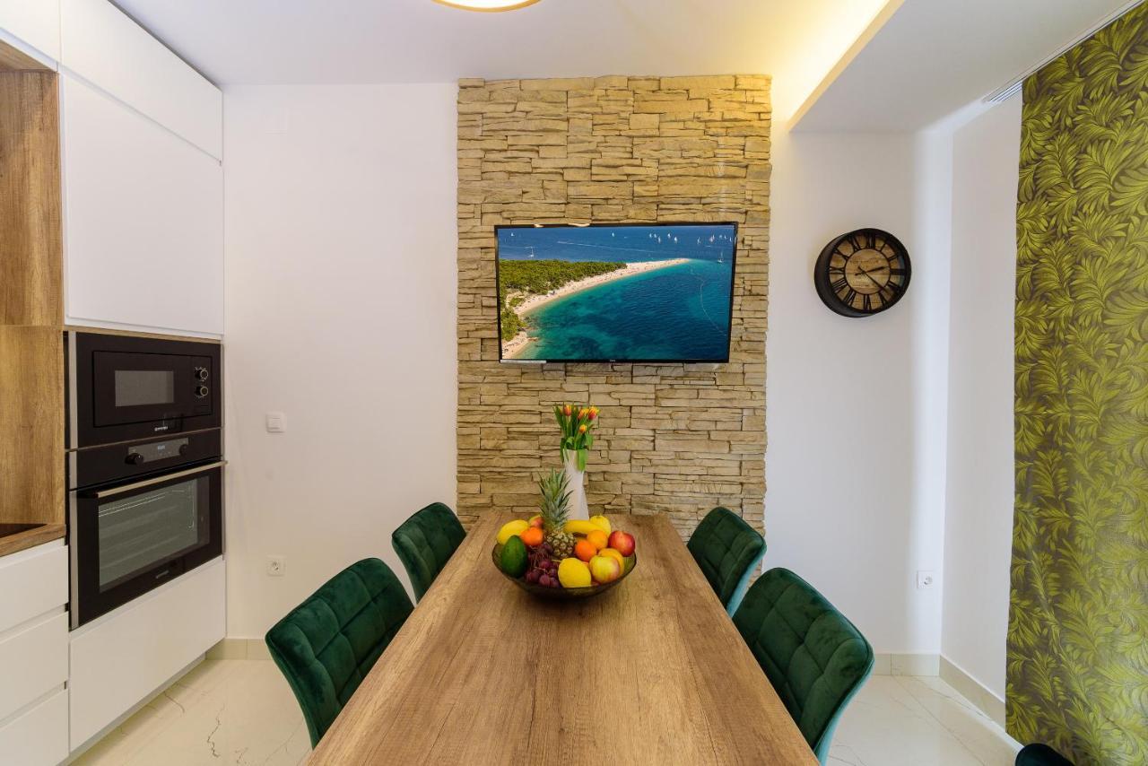 Apartmani Bokin ボル エクステリア 写真