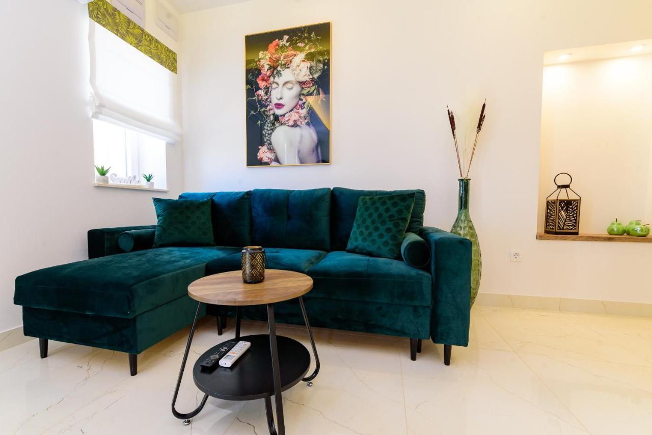 Apartmani Bokin ボル エクステリア 写真
