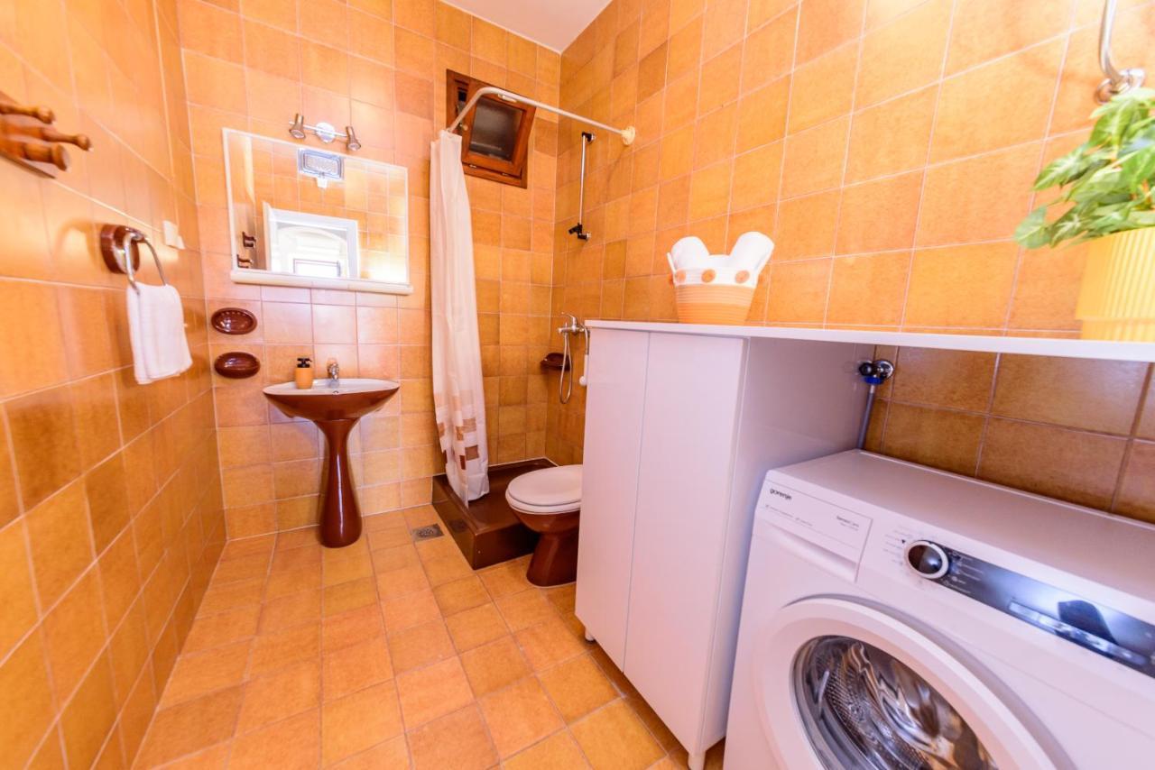 Apartmani Bokin ボル エクステリア 写真